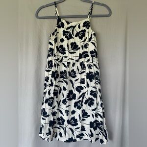 Old Navy Navy and White Floral Kids Dress